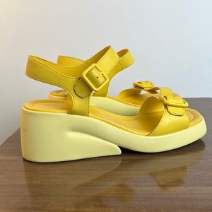 Camper Kaah yellow wedges